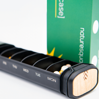 ESSENTIALS [case] - 7 day wellness organiser - Pill box